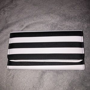 Kut From the kloth wallet striped